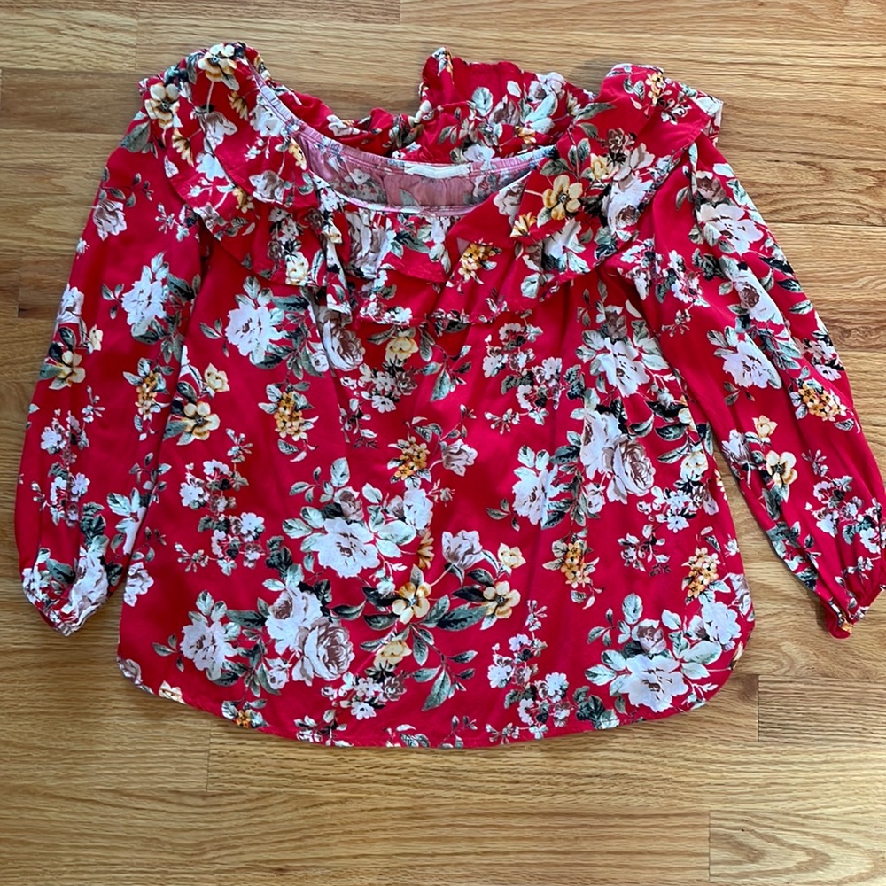 Floral off the shoulder long sleeve blouse